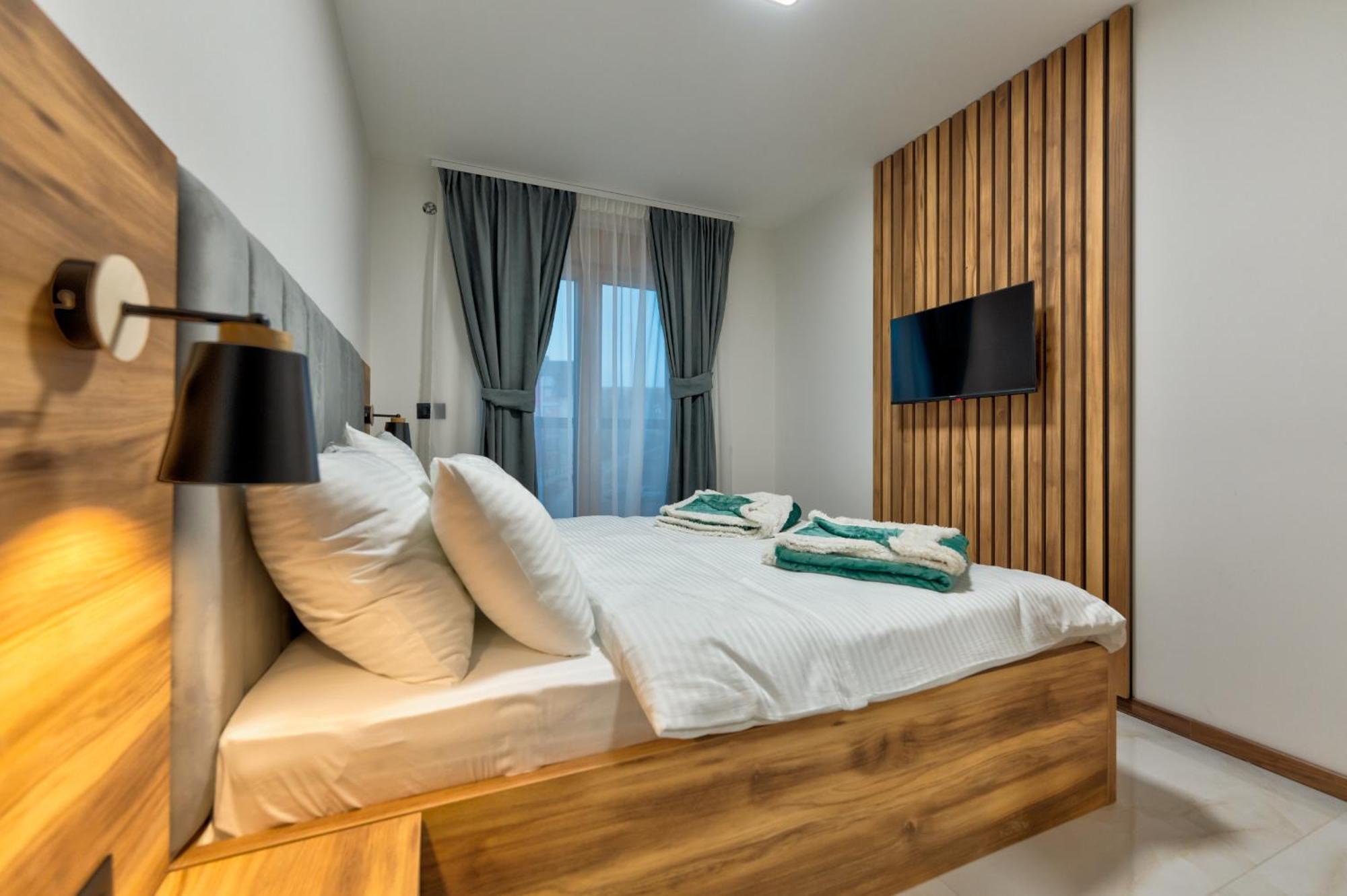 Golden Panorama Spa & Wellness ซลาตีบอร์ ภายนอก รูปภาพ