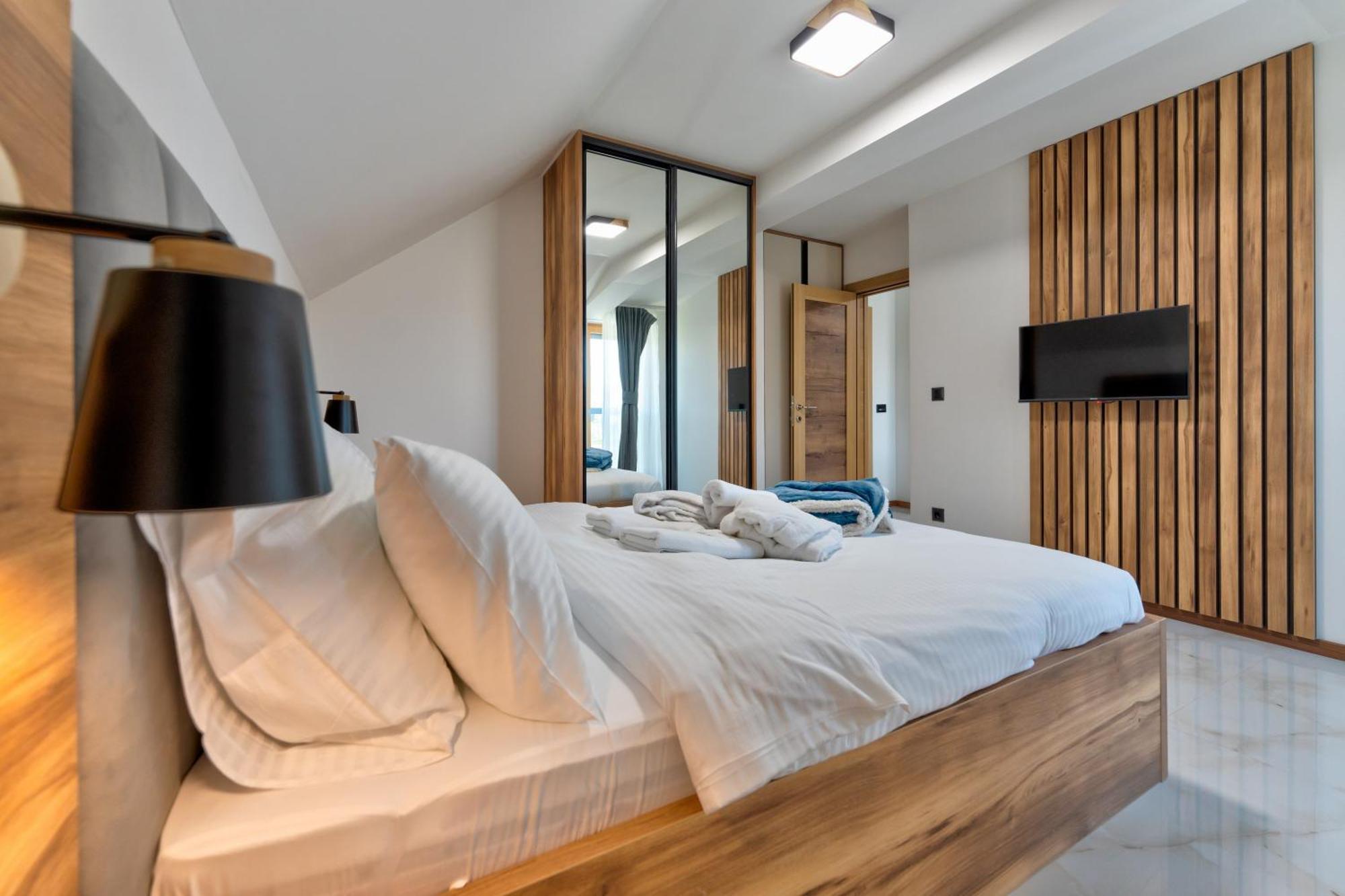 Golden Panorama Spa & Wellness ซลาตีบอร์ ภายนอก รูปภาพ