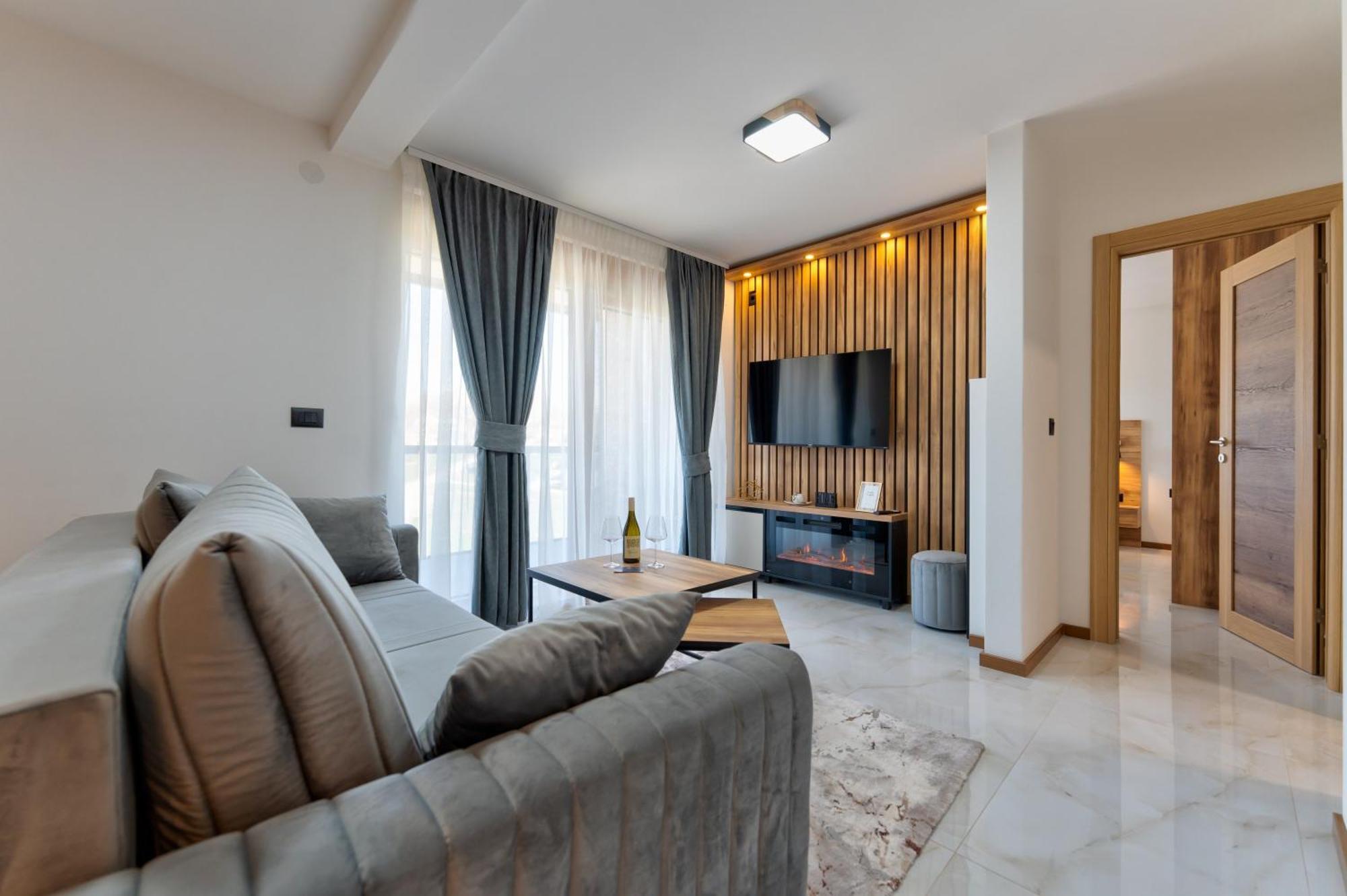 Golden Panorama Spa & Wellness ซลาตีบอร์ ภายนอก รูปภาพ
